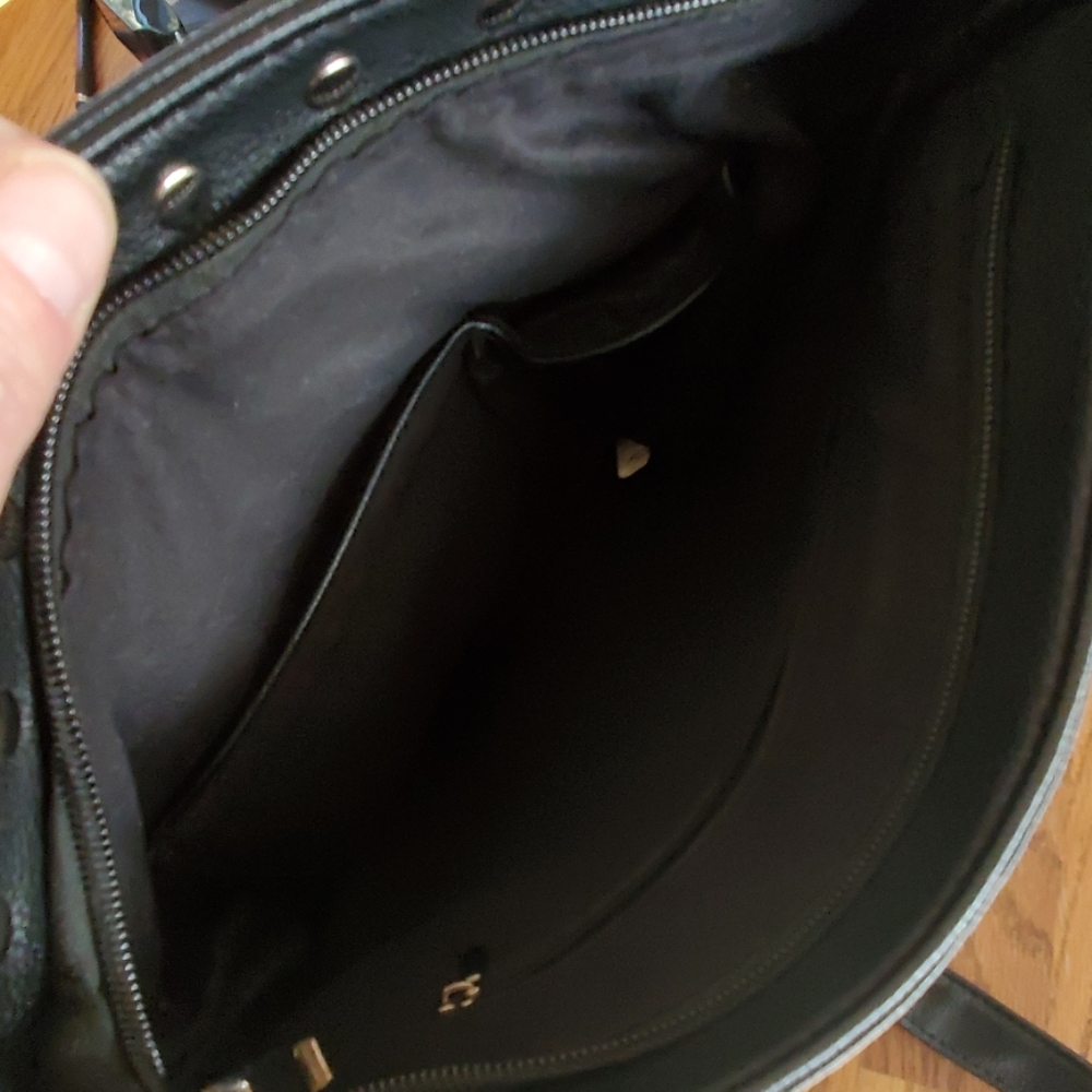 Pocketbook - Picture 5 of 5